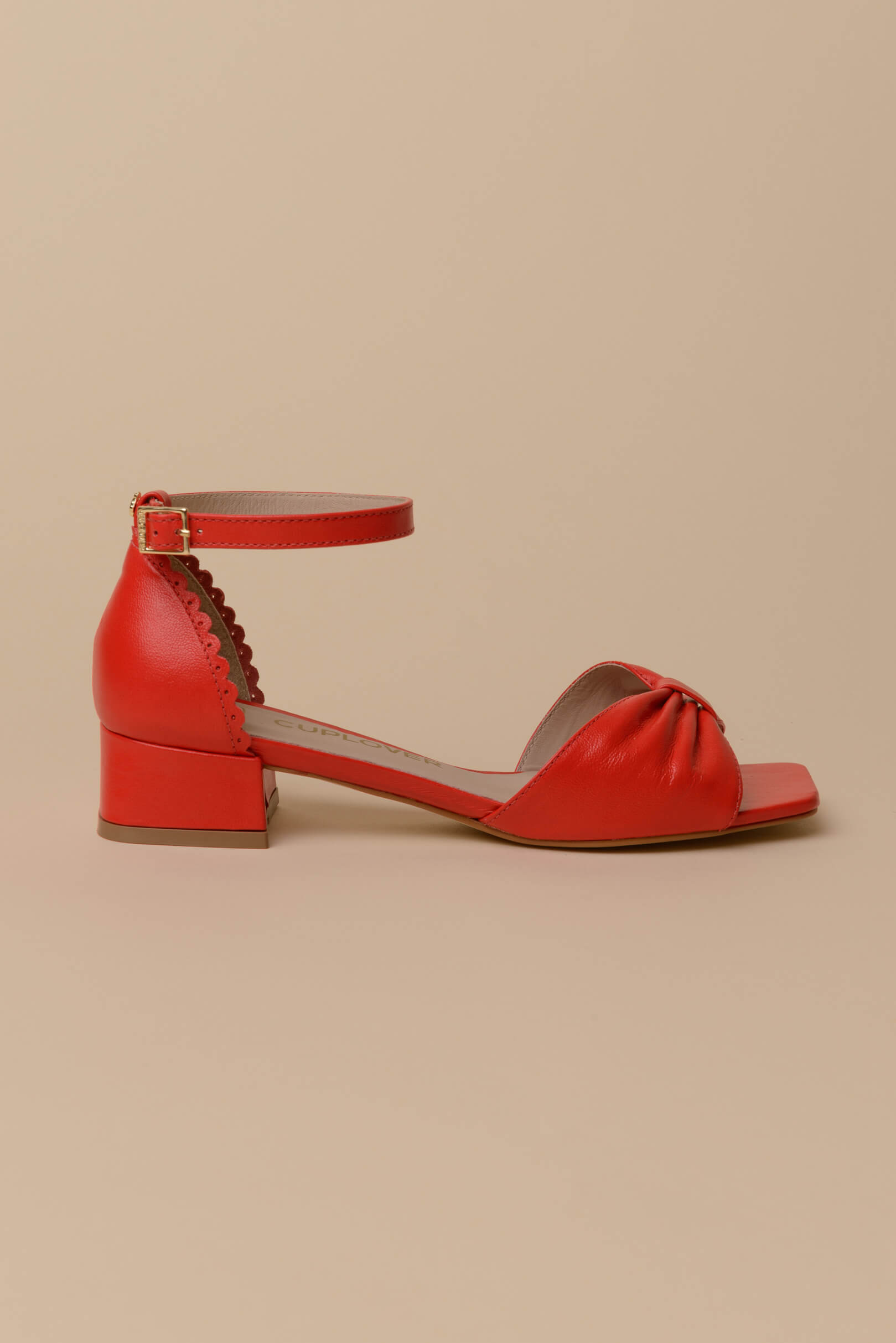 Sandália Lace Cherry