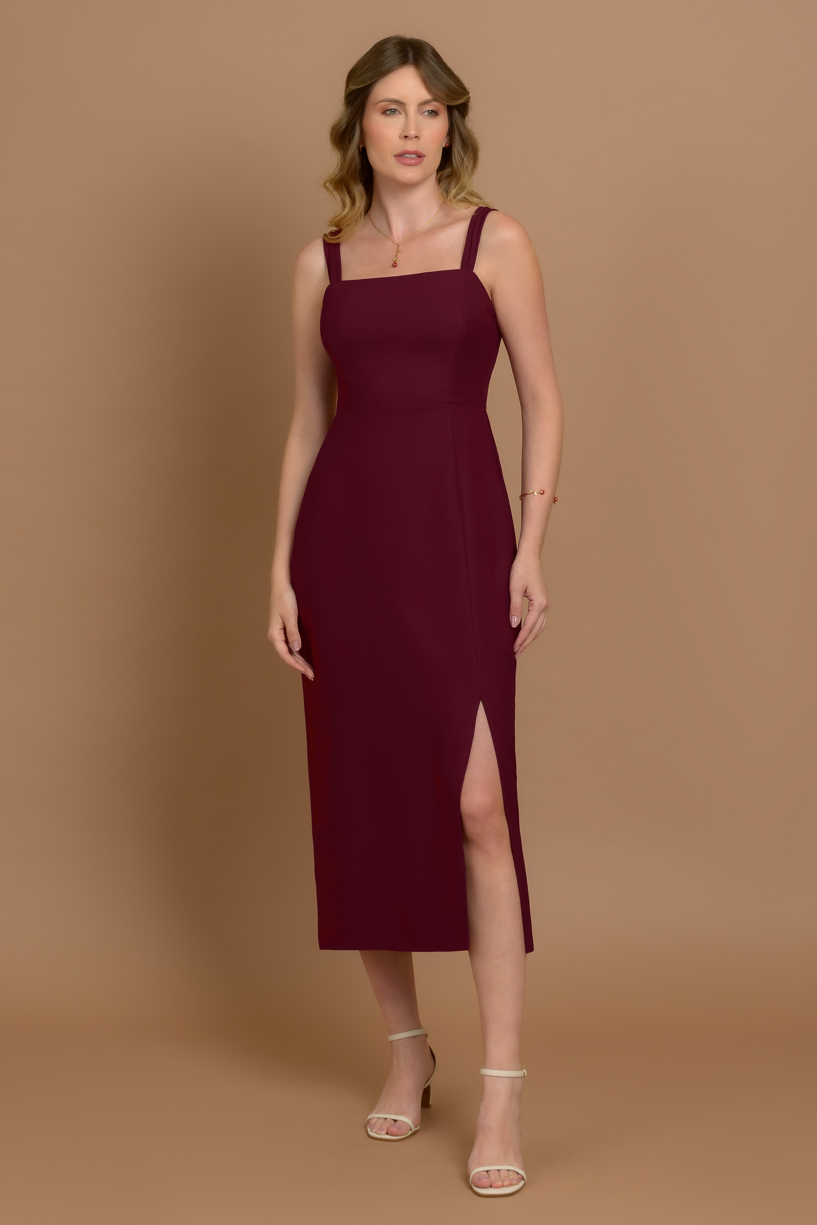 Vestido Midi Ampulheta Cherry