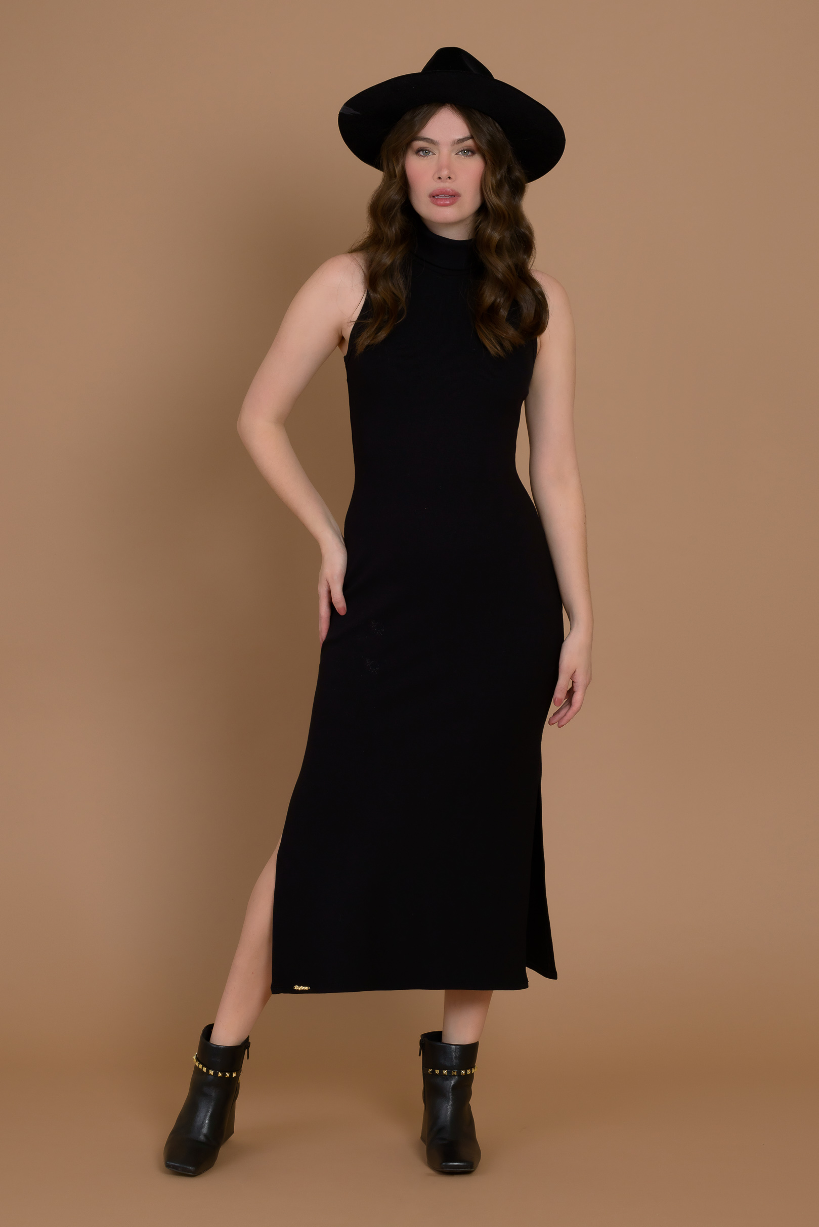 Vestido Midi Canelado Luna Black