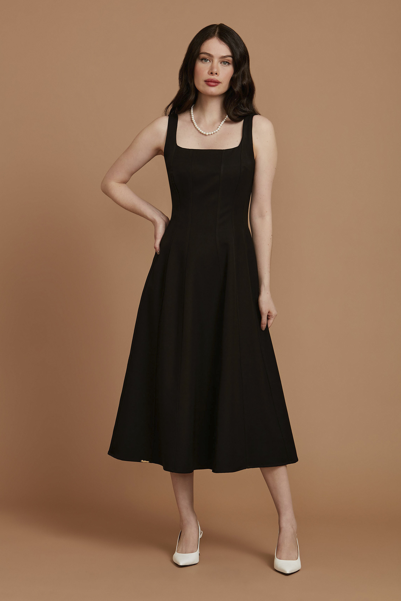 Vestido Supermidi Lírica Black
