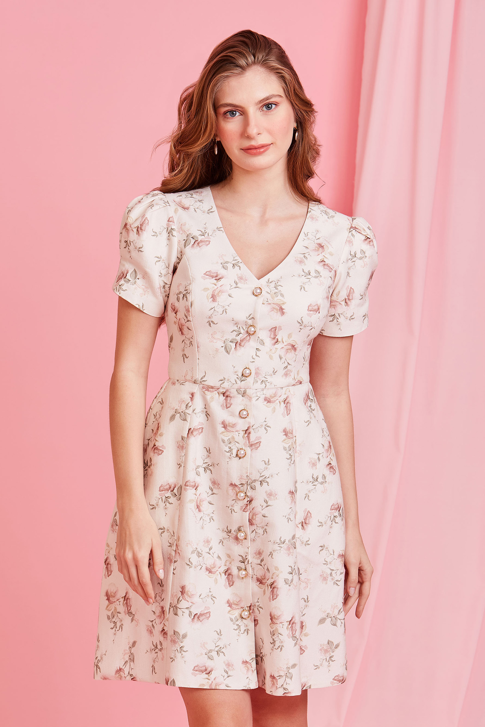 Vestido Curto Carlotta Floral Arabesque