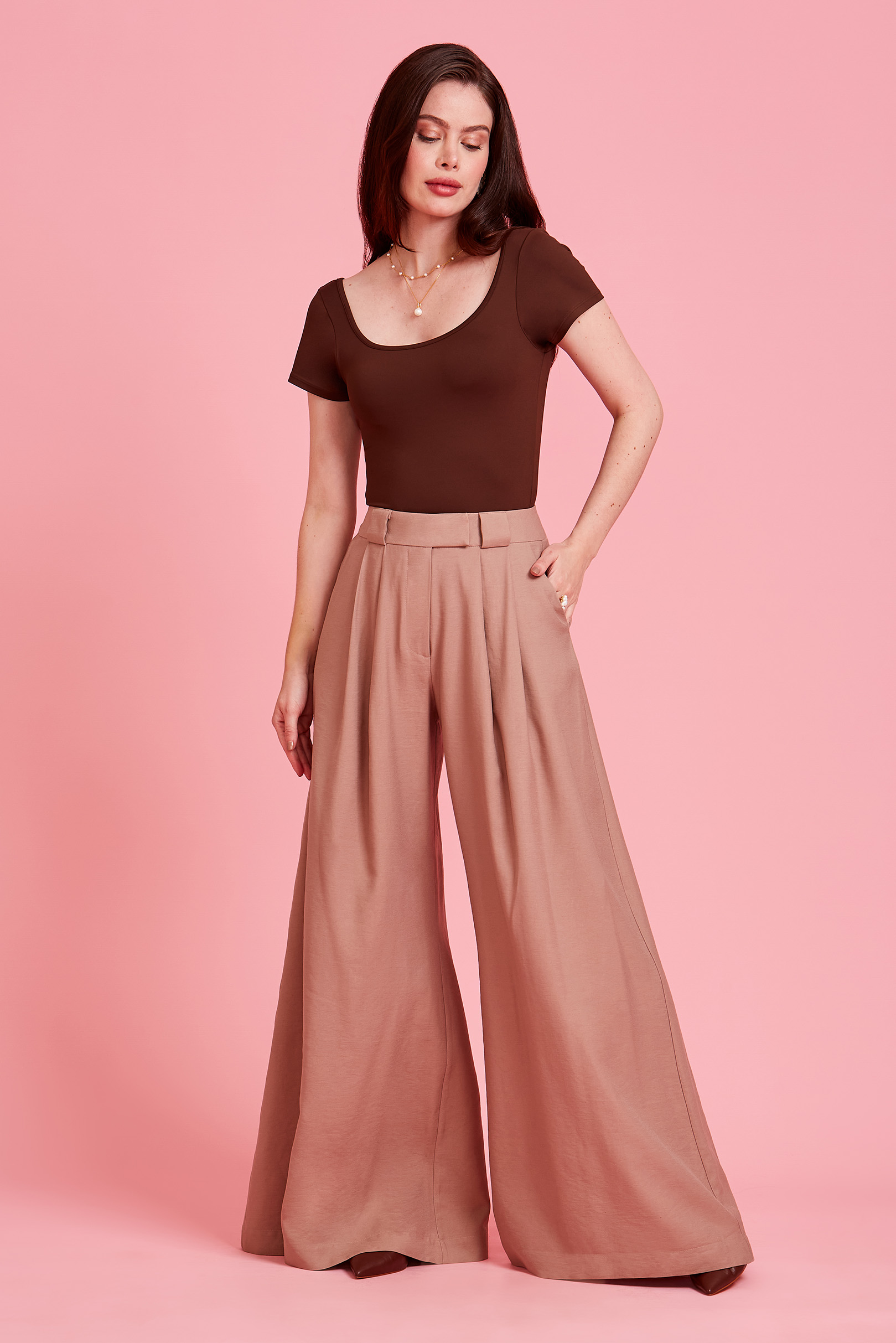 Calça Pantalona Cora Almond