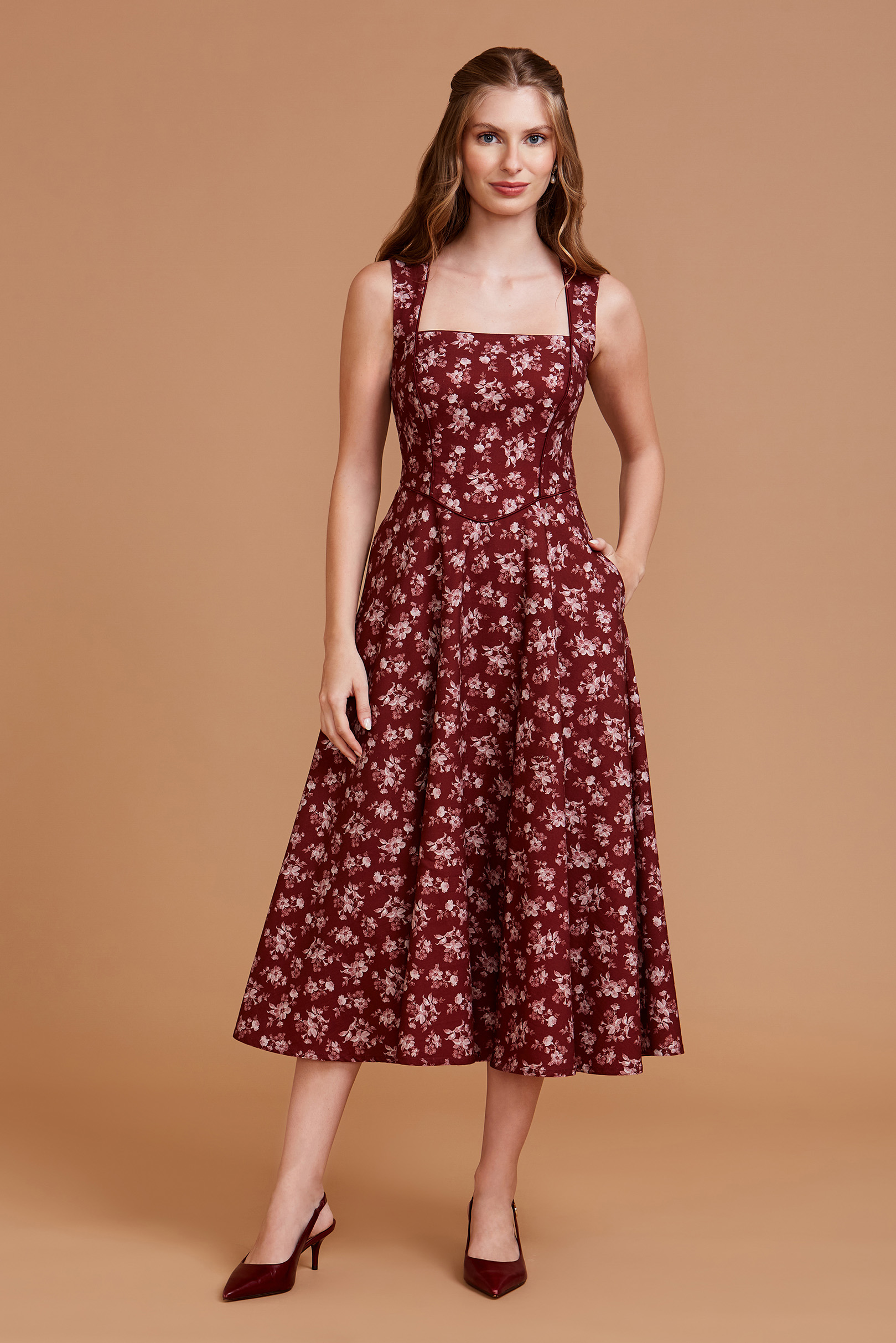 Vestido Brontë Floral Vintage Burgundy