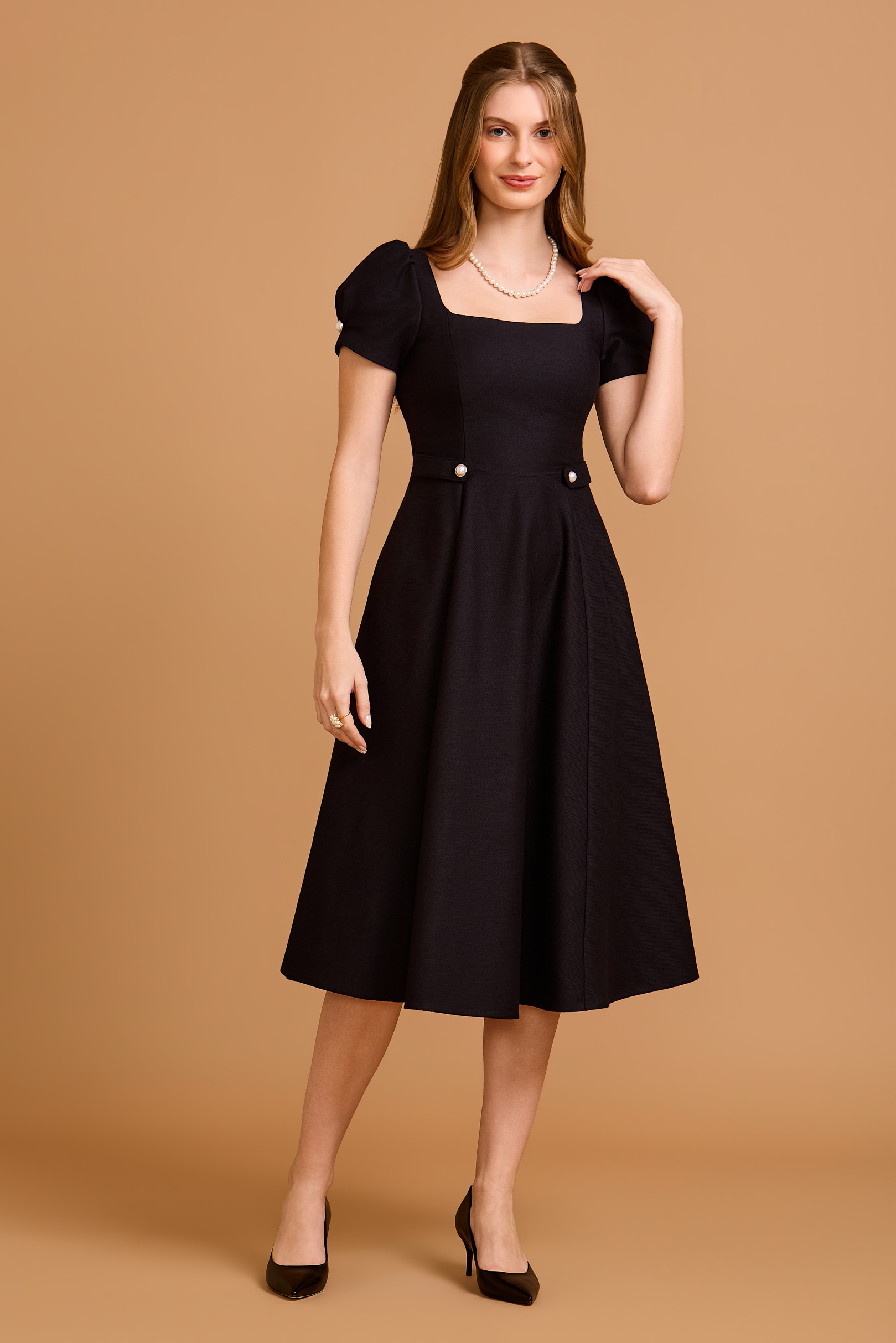 Vestido Midi Relicário Black